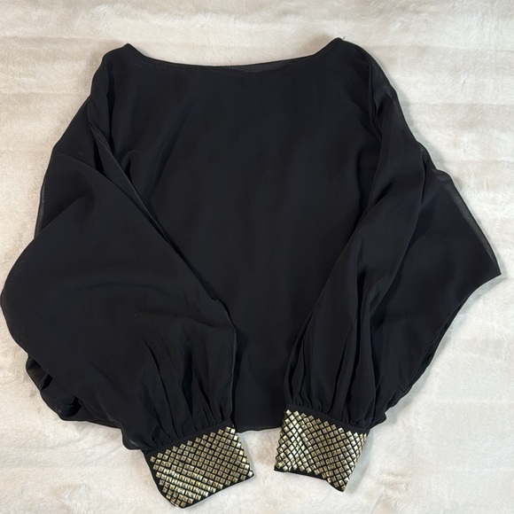 Black F21 top - Picture 2 of 3